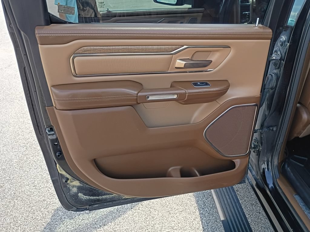 Used 2020 RAM 1500 Longhorn AWD/4WD image 33