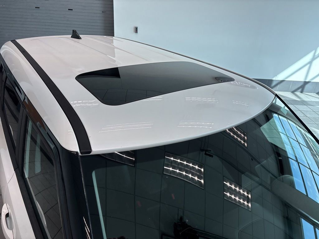 Used 2025 Kia Soul GT-Line image 9