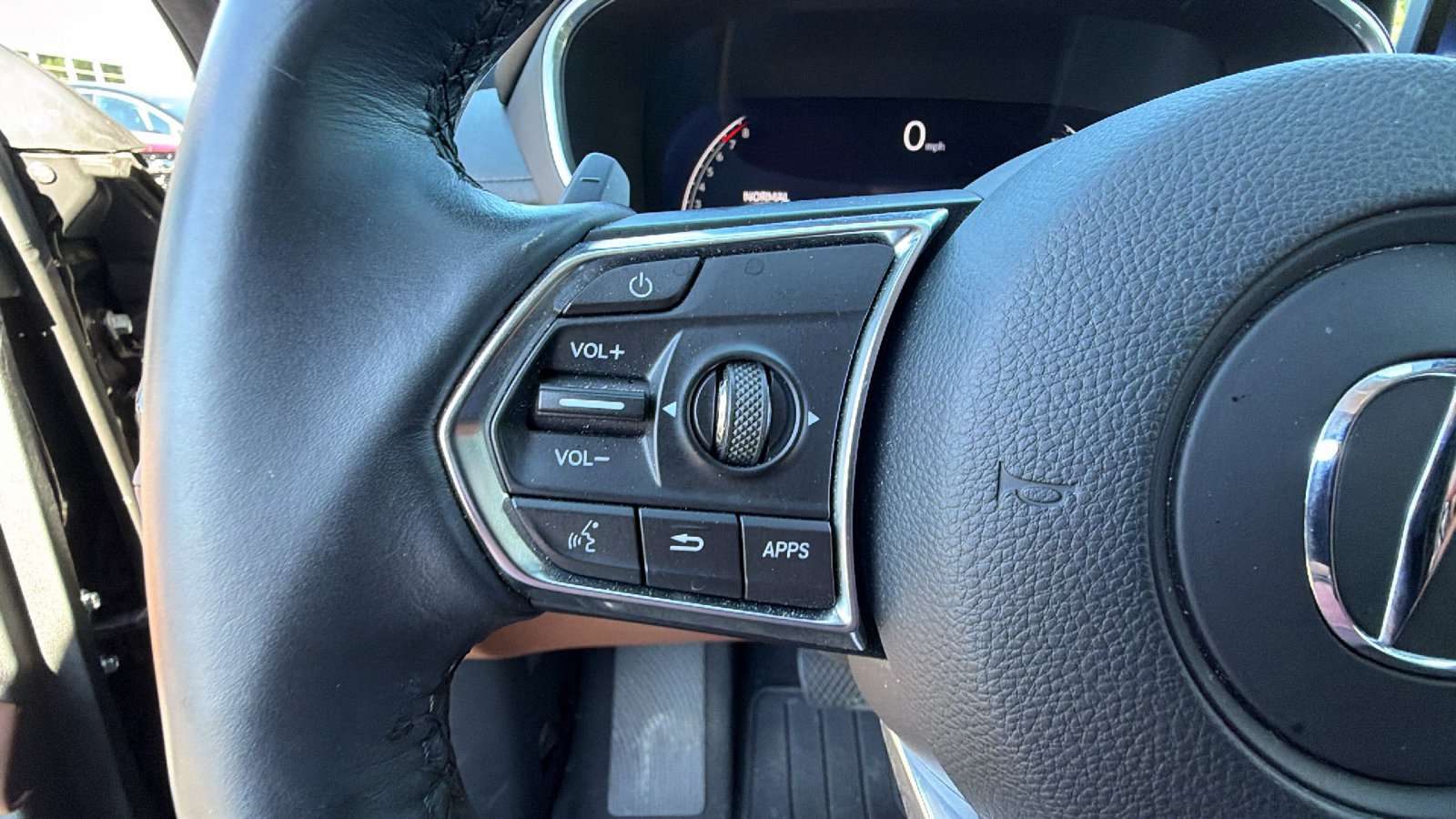 Used 2023 Acura MDX w/ Technology Package FWD image 28