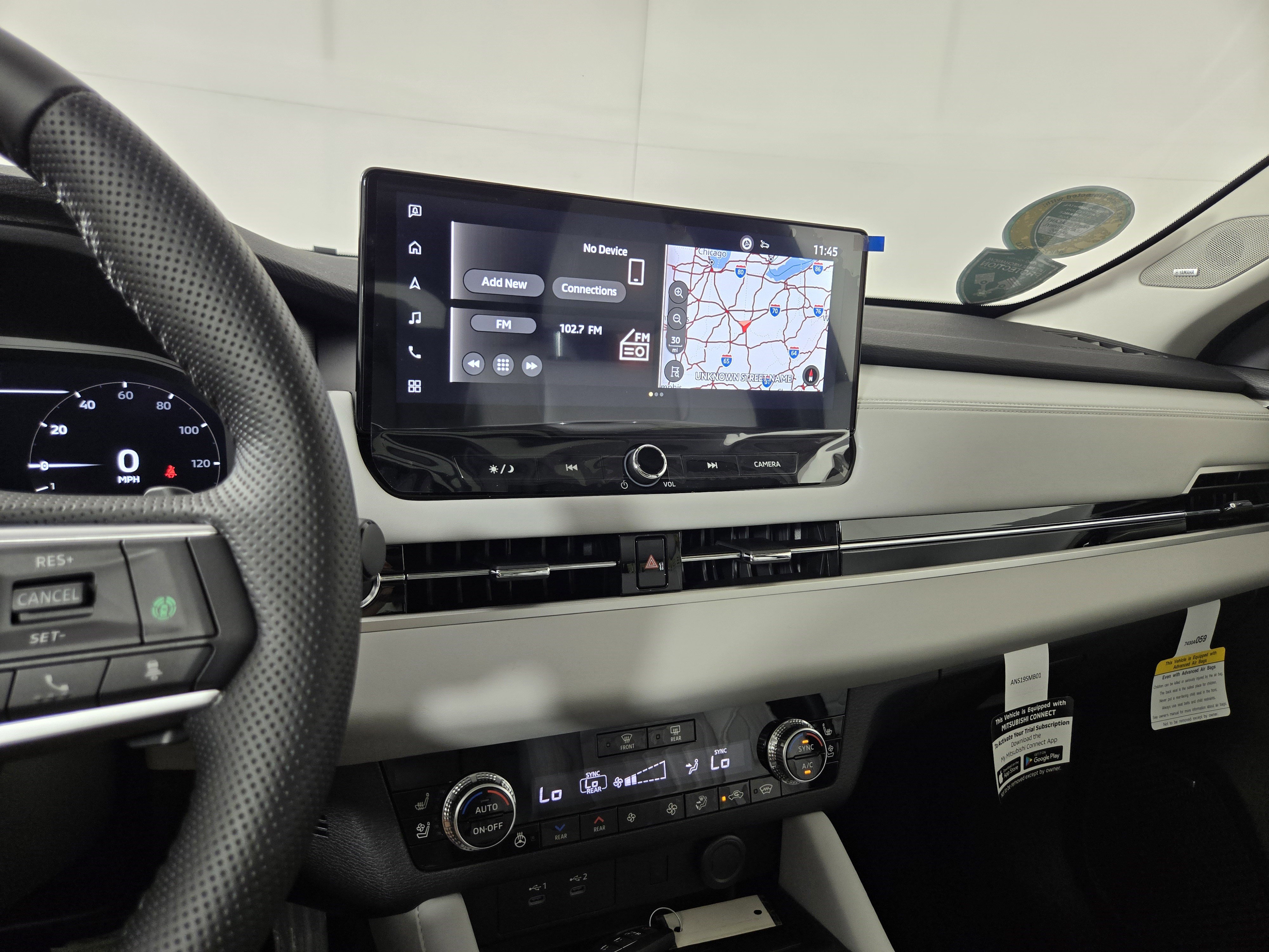 New 2025 Mitsubishi Outlander SEL image 23