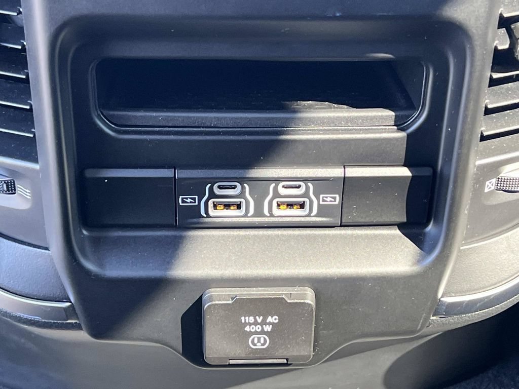 Used 2021 RAM 1500 Big Horn AWD/4WD image 18