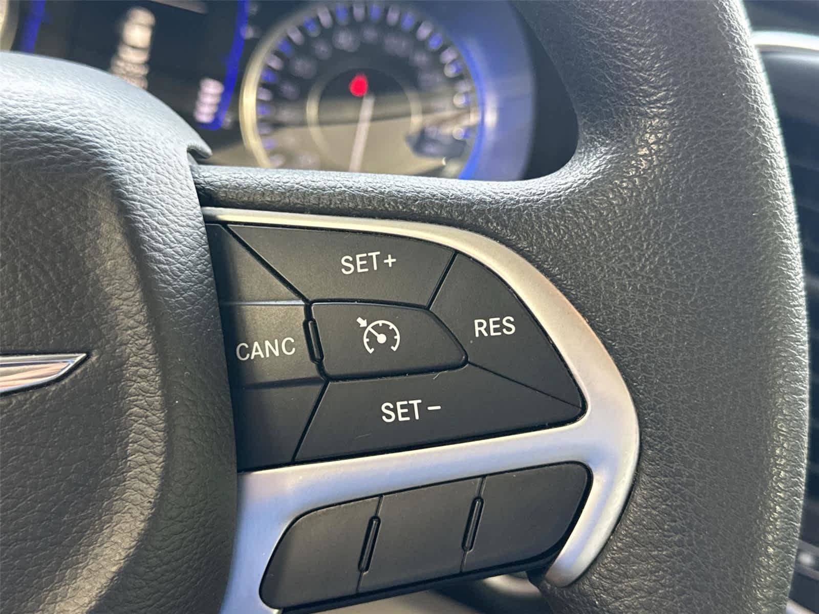 Used 2016 Chrysler 200 Limited FWD image 24