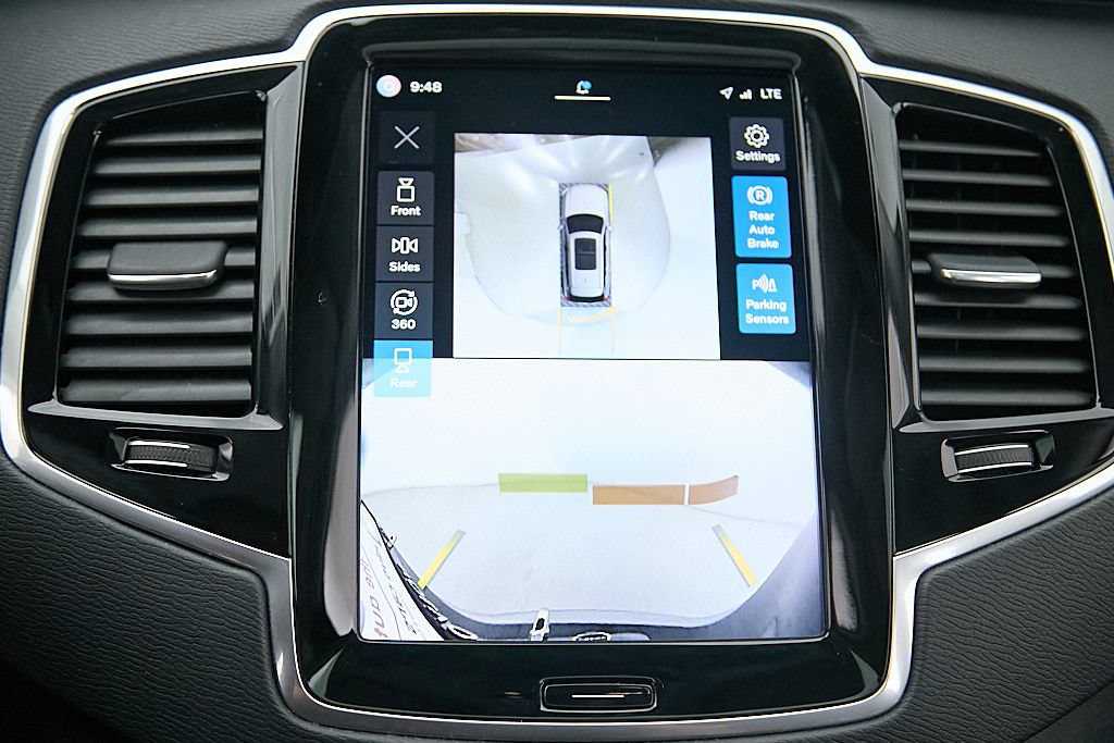 Certified 2024 Volvo XC90 B6 Plus w/ Protection Package Premier AWD/4WD image 36