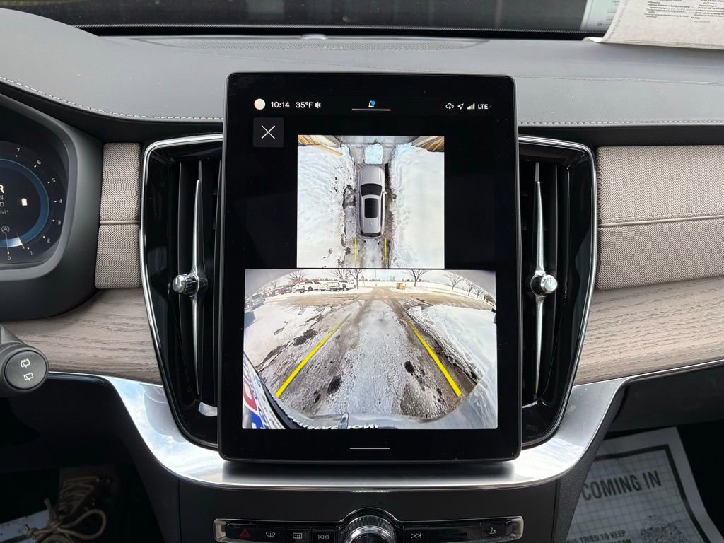 Used 2025 Volvo XC90 B6 Plus image 39