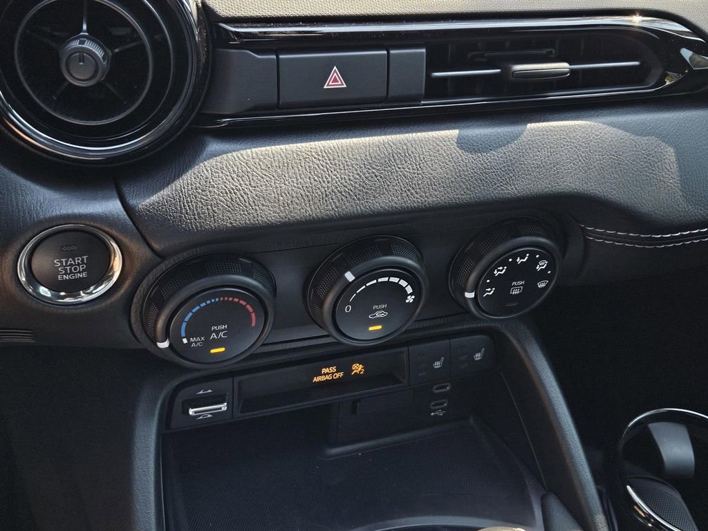 New 2025 MAZDA MX-5 Miata RF Club image 23