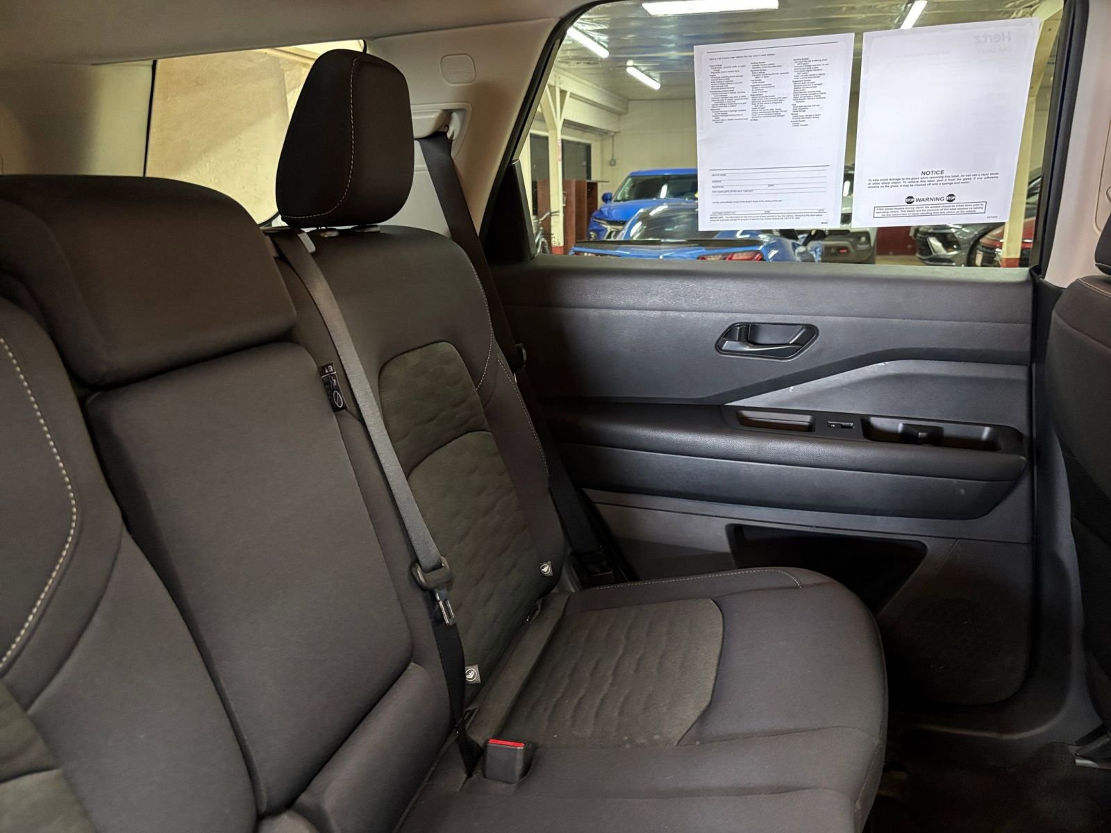 Used 2025 Nissan Pathfinder SV FWD image 40