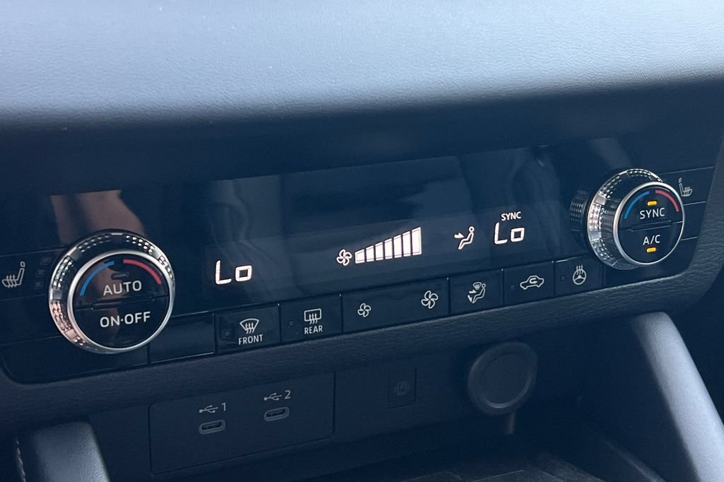 New 2026 Mitsubishi Outlander SE FWD image 22