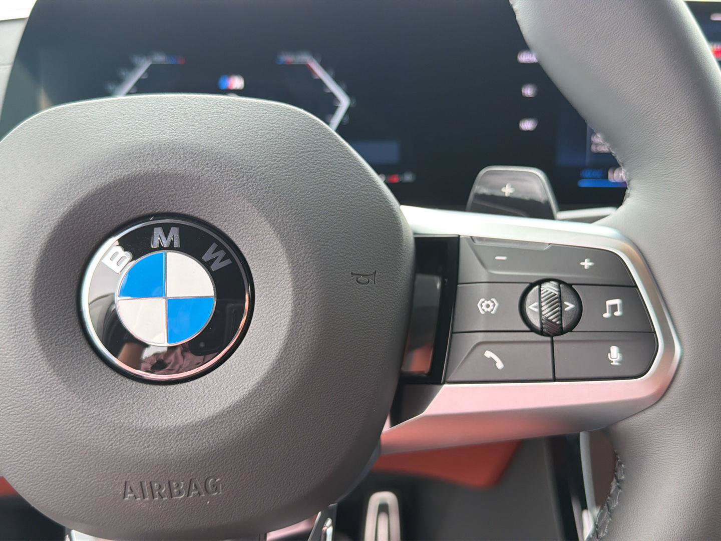 New 2026 BMW X2 xDrive28i w/ Technology Package AWD/4WD image 21