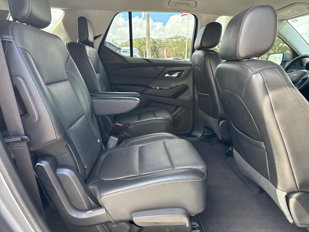 Used 2018 Chevrolet Traverse Premier w/ Driver Confidence II Package image 15