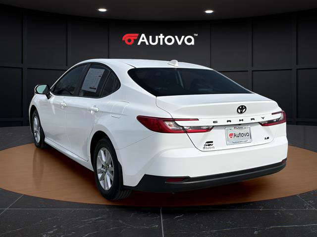 Used 2025 Toyota Camry LE AWD/4WD image 3
