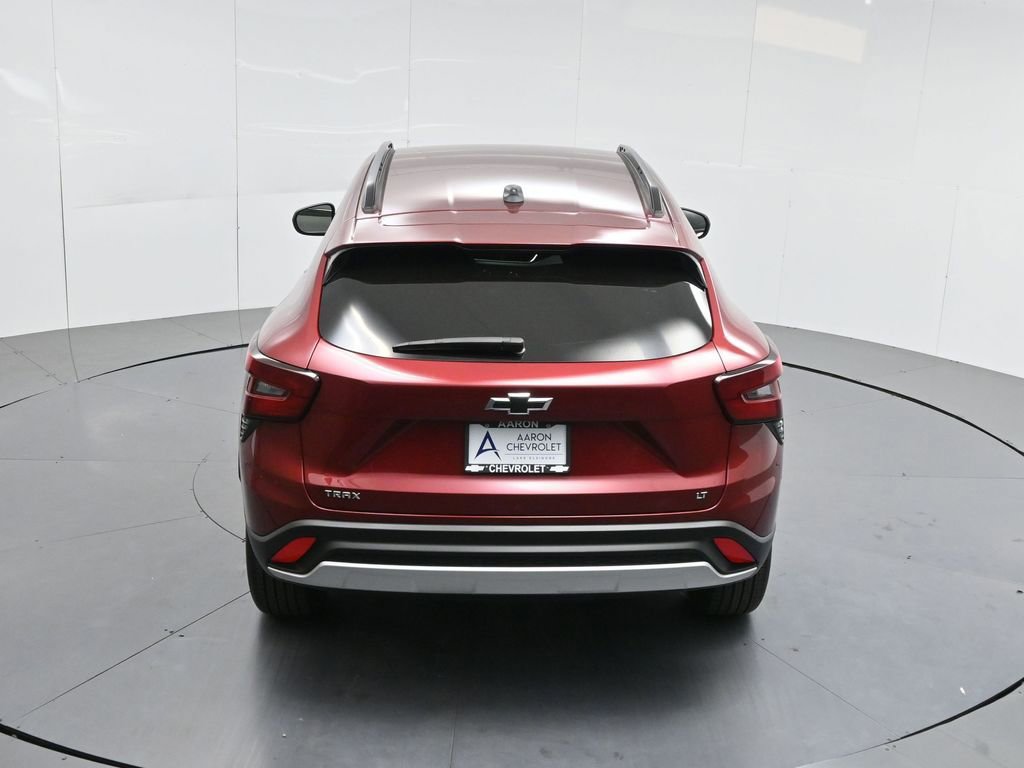 Used 2025 Chevrolet Trax LT w/ LT Convenience Package image 52