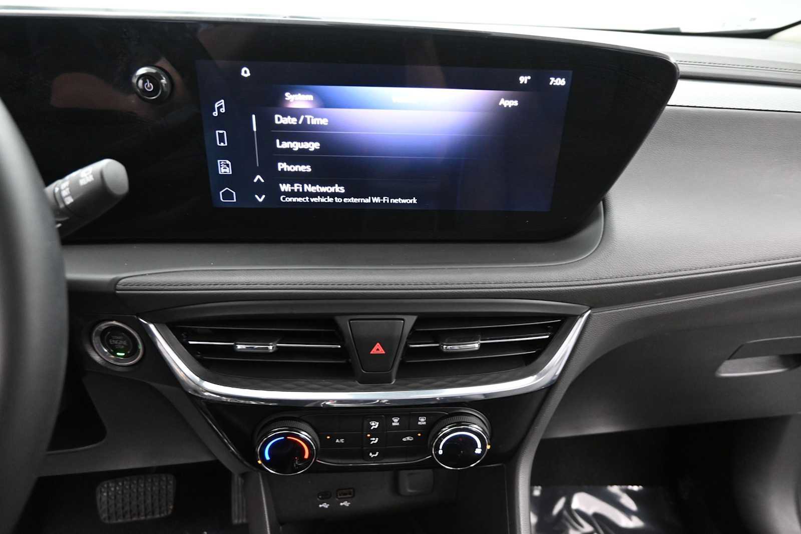 Used 2025 Buick Encore GX Sport Touring w/ Advanced Technology Package AWD/4WD image 19