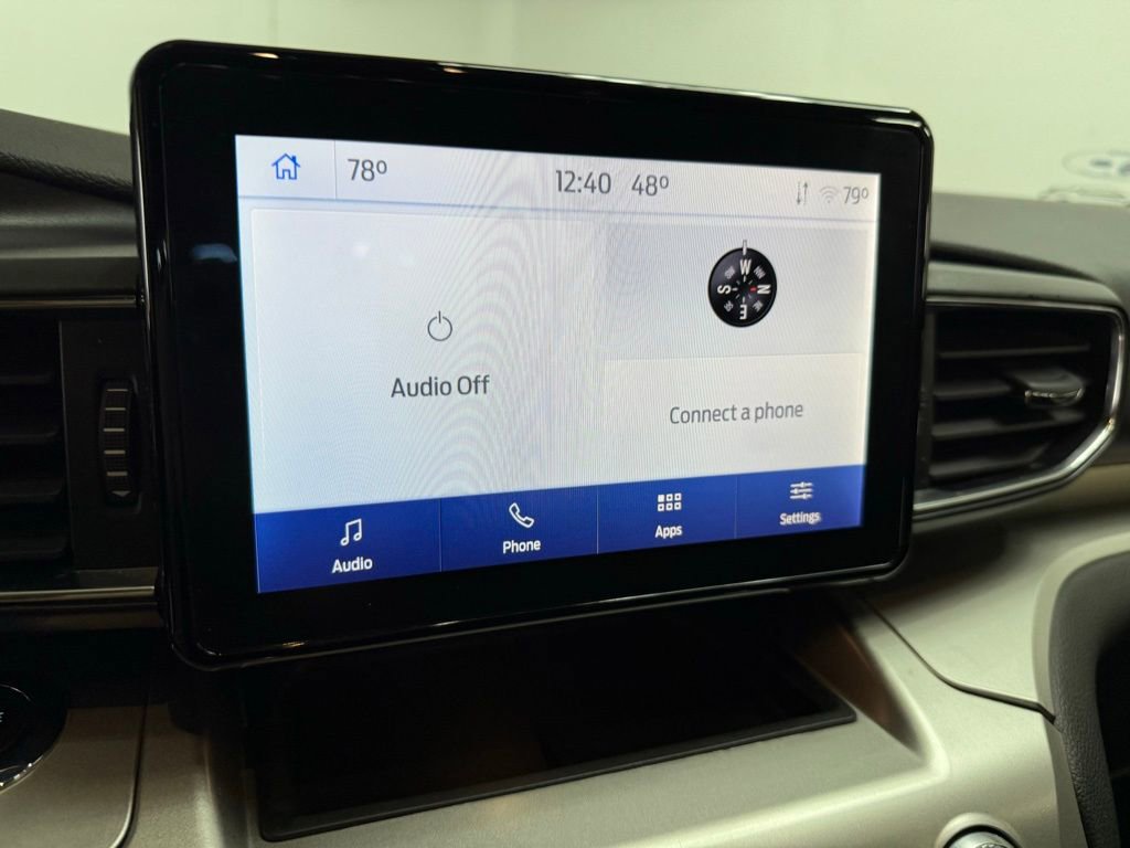 Certified 2022 Ford Explorer XLT w/ Equipment Group 202A image 32