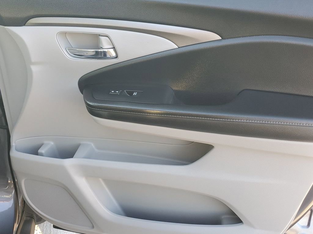 Used 2023 Honda Ridgeline RTL image 45