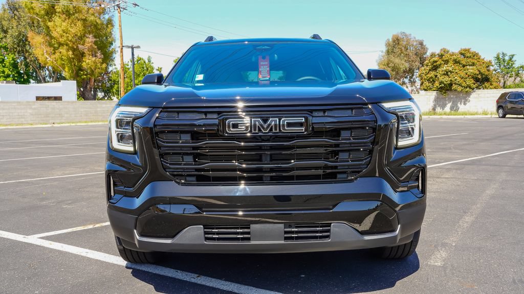 New 2026 GMC Terrain Elevation w/ Elevation Premium Package AWD/4WD image 4