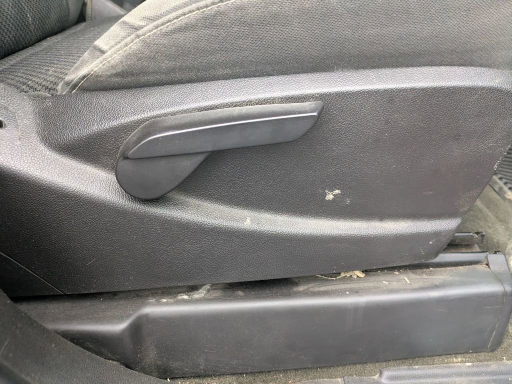 Used 2015 Chevrolet Silverado 2500 LT w/ LT Convenience Package image 44