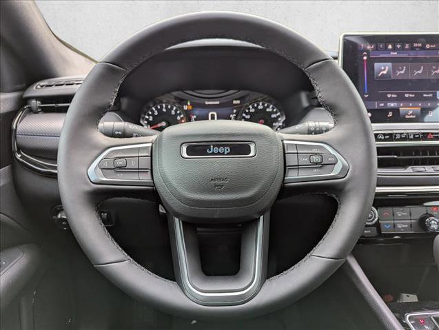 New 2026 Jeep Compass Latitude image 15