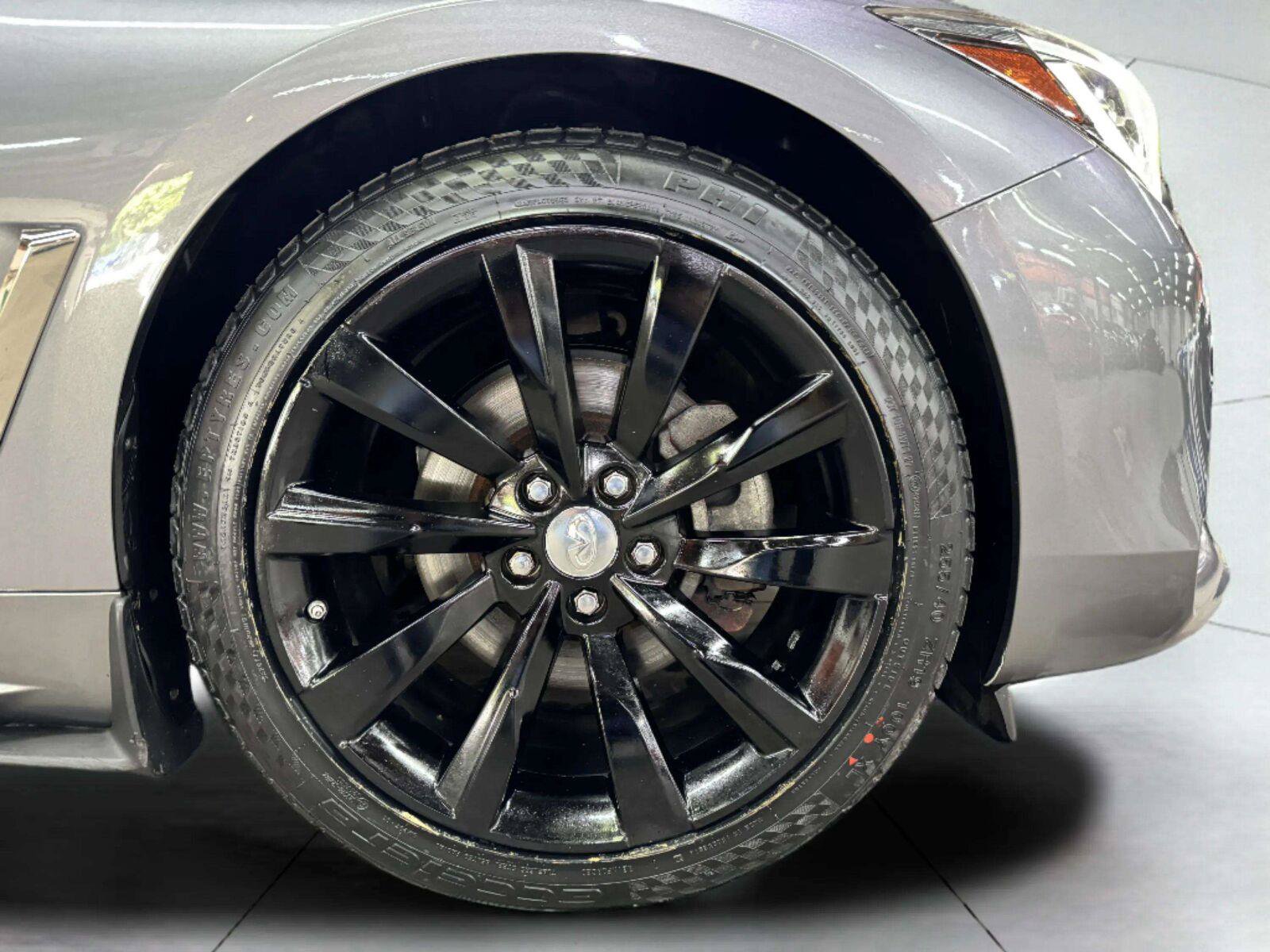 Used 2017 INFINITI Q60 3.0t w/ Premium Plus Package 3.0T AWD/4WD image 57