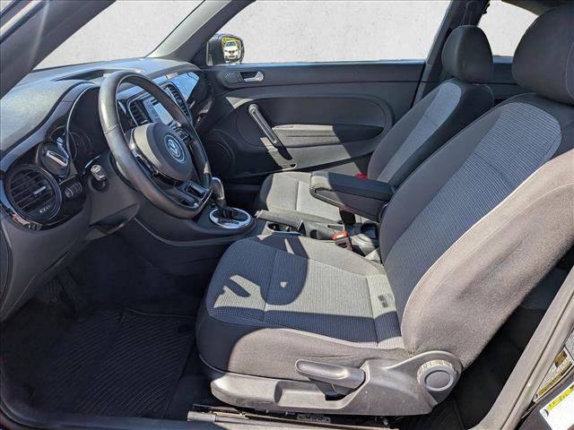 Used 2018 Volkswagen Beetle 2.0T Coast FWD image 15