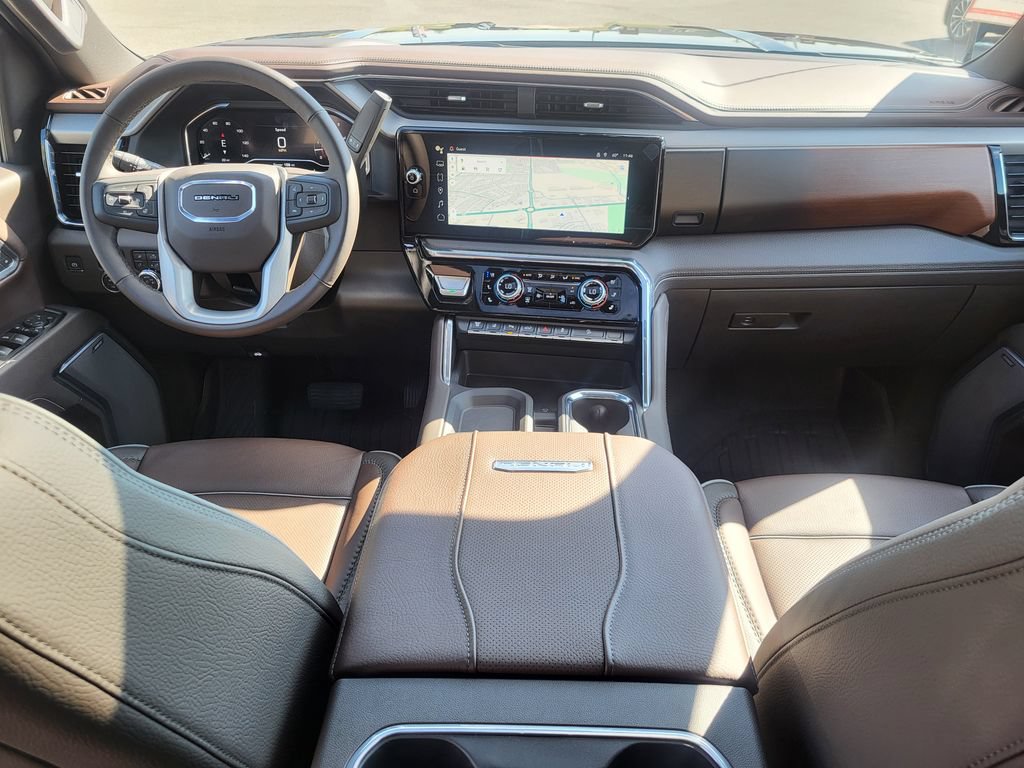 New 2025 GMC Sierra 3500 Denali w/ Denali Reserve Package AWD/4WD image 2