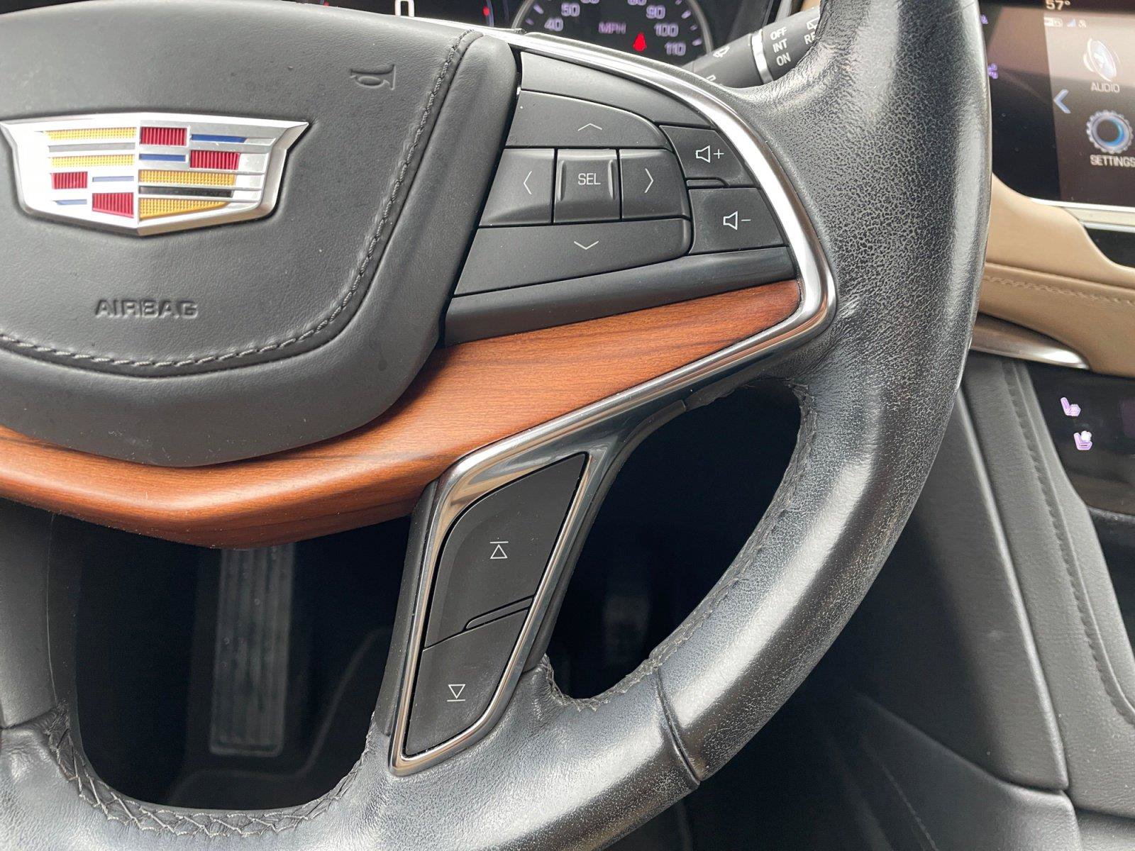 Used 2019 Cadillac XT5 Platinum AWD/4WD image 22