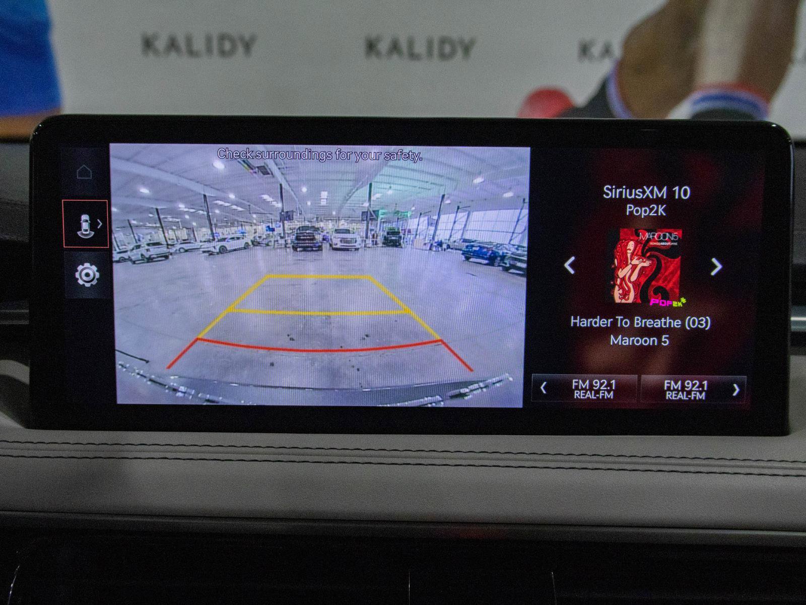 Used 2024 Genesis G70 2.5T RWD image 7