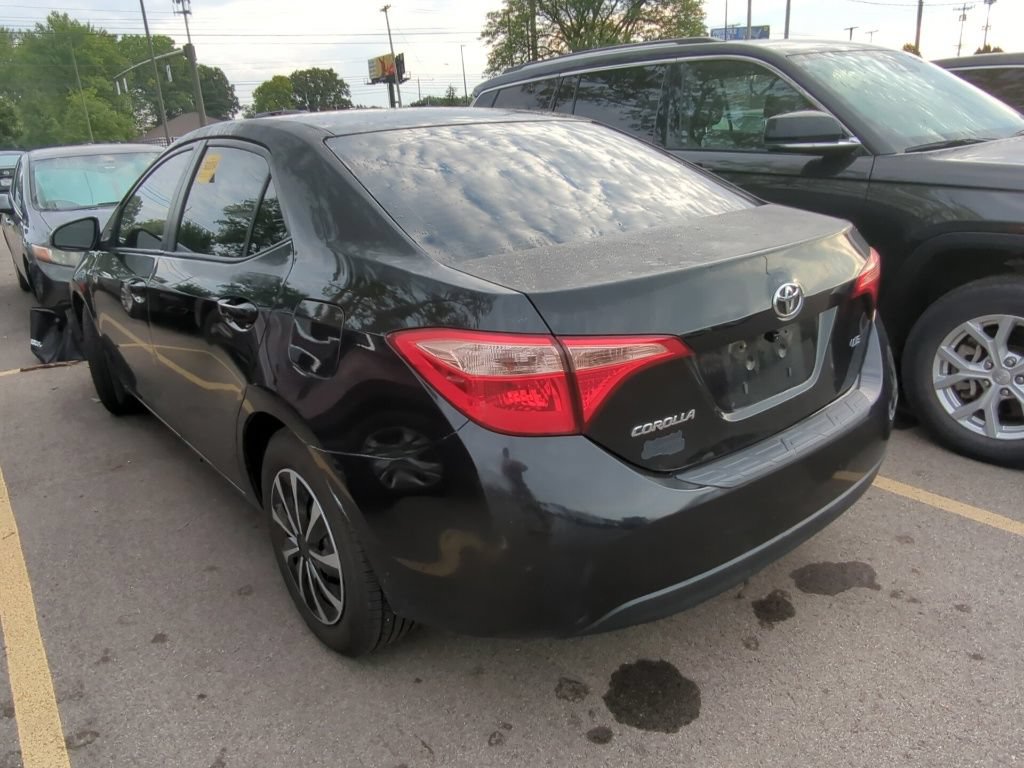 Used 2018 Toyota Corolla LE w/ Carpet Mat Package (TMS) FWD image 4