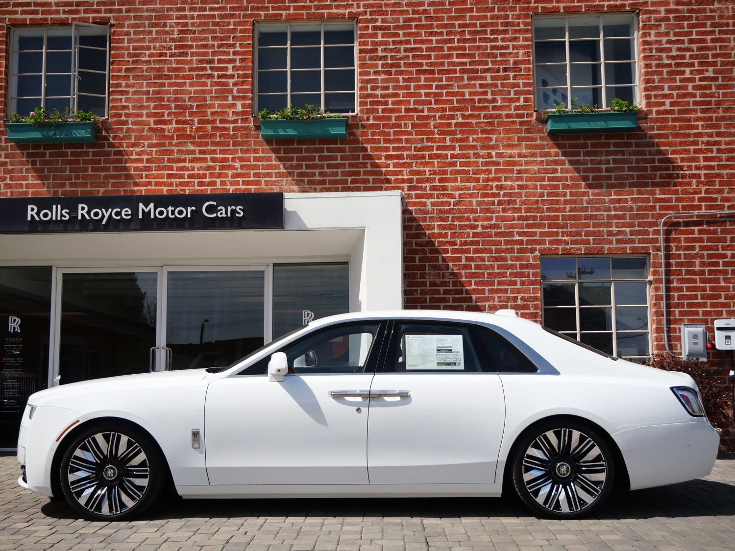 New 2026 Rolls-Royce Ghost AWD/4WD image 3