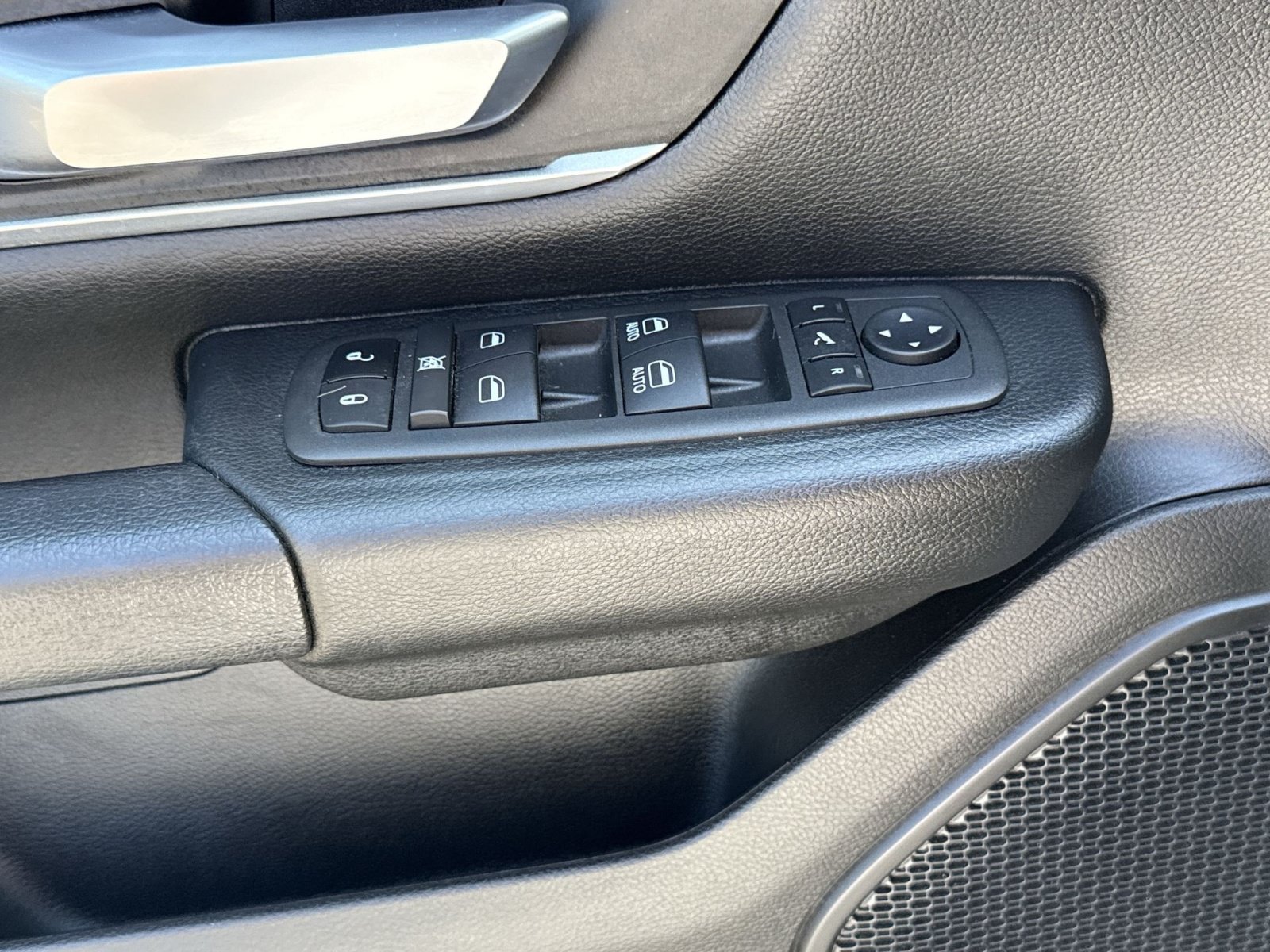 Used 2022 RAM 1500 Big Horn AWD/4WD image 15