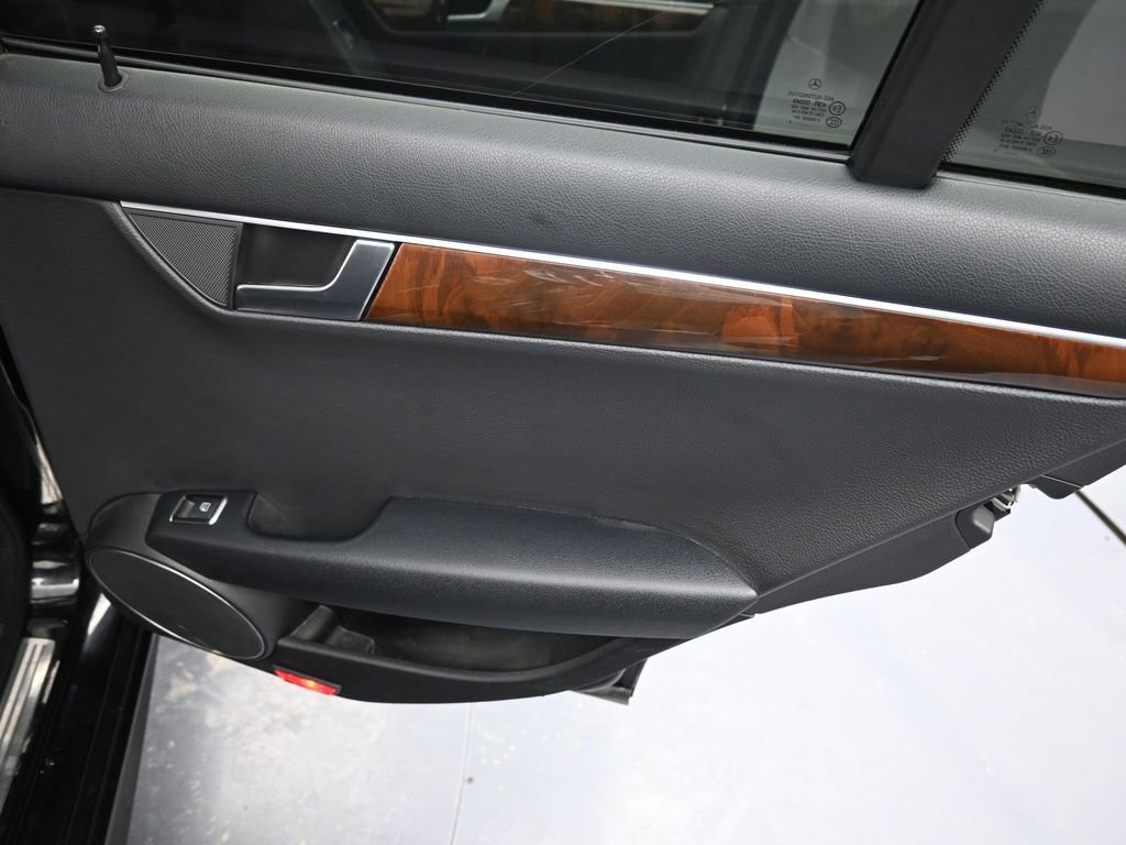 Used 2013 Mercedes-Benz C 300 4MATIC Sedan image 27
