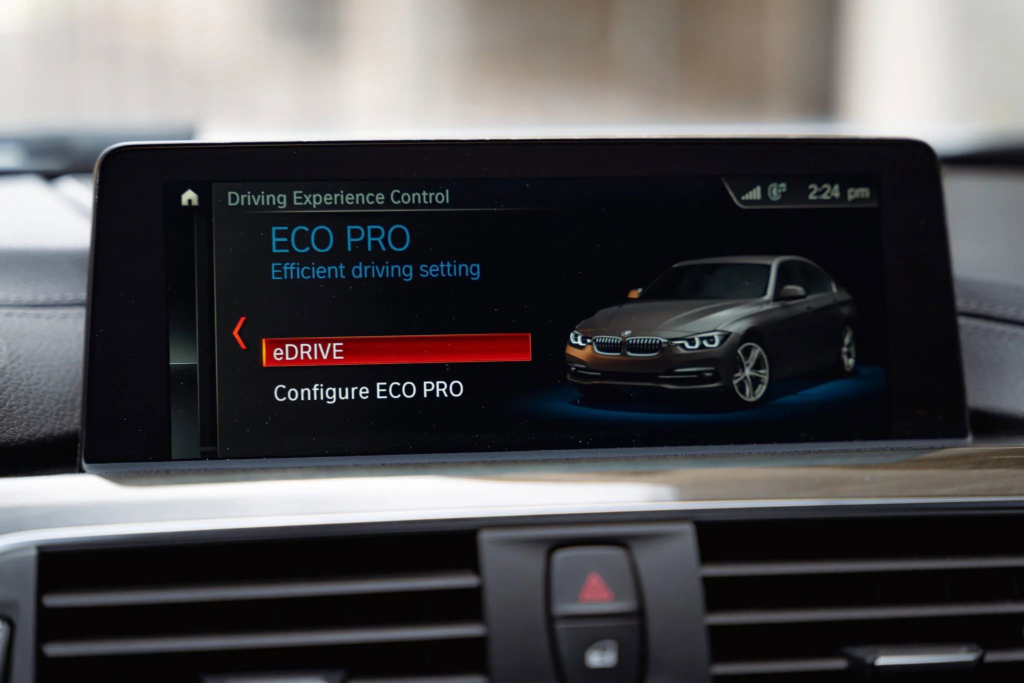 Used 2018 BMW 330e 330e iPerformance Sedan 4D image 68