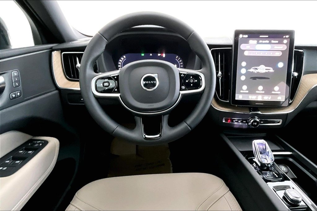New 2026 Volvo XC60 B5 Plus w/ Protection Package Premier AWD/4WD image 11