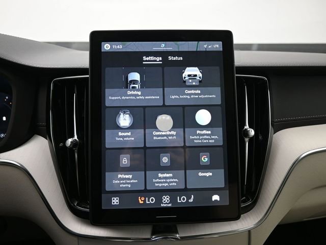 New 2026 Volvo XC60 B5 Ultra w/ Protection Package Premier image 16