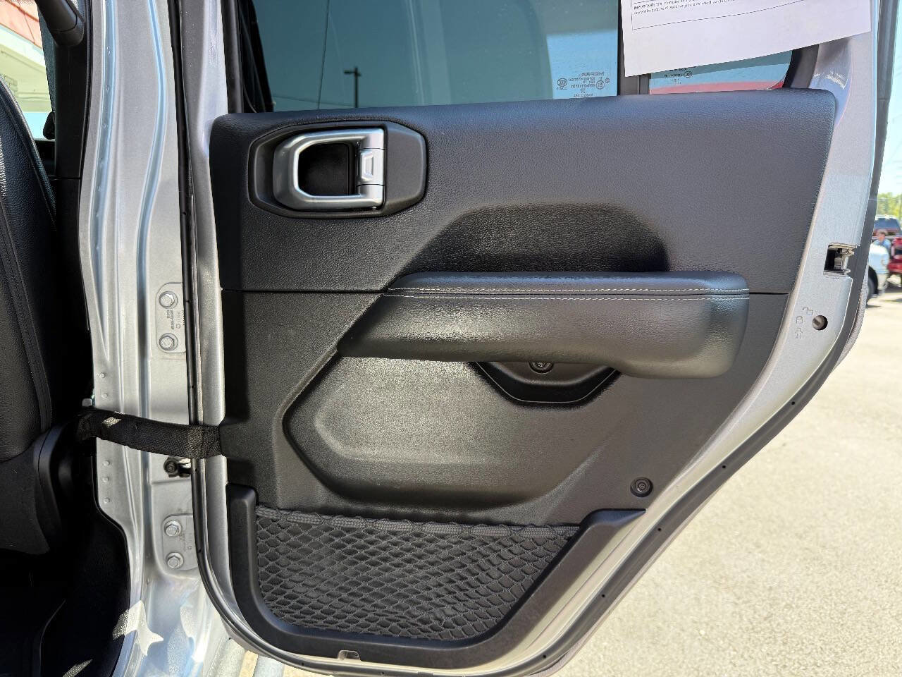 Used 2019 Jeep Wrangler Unlimited Sahara image 37