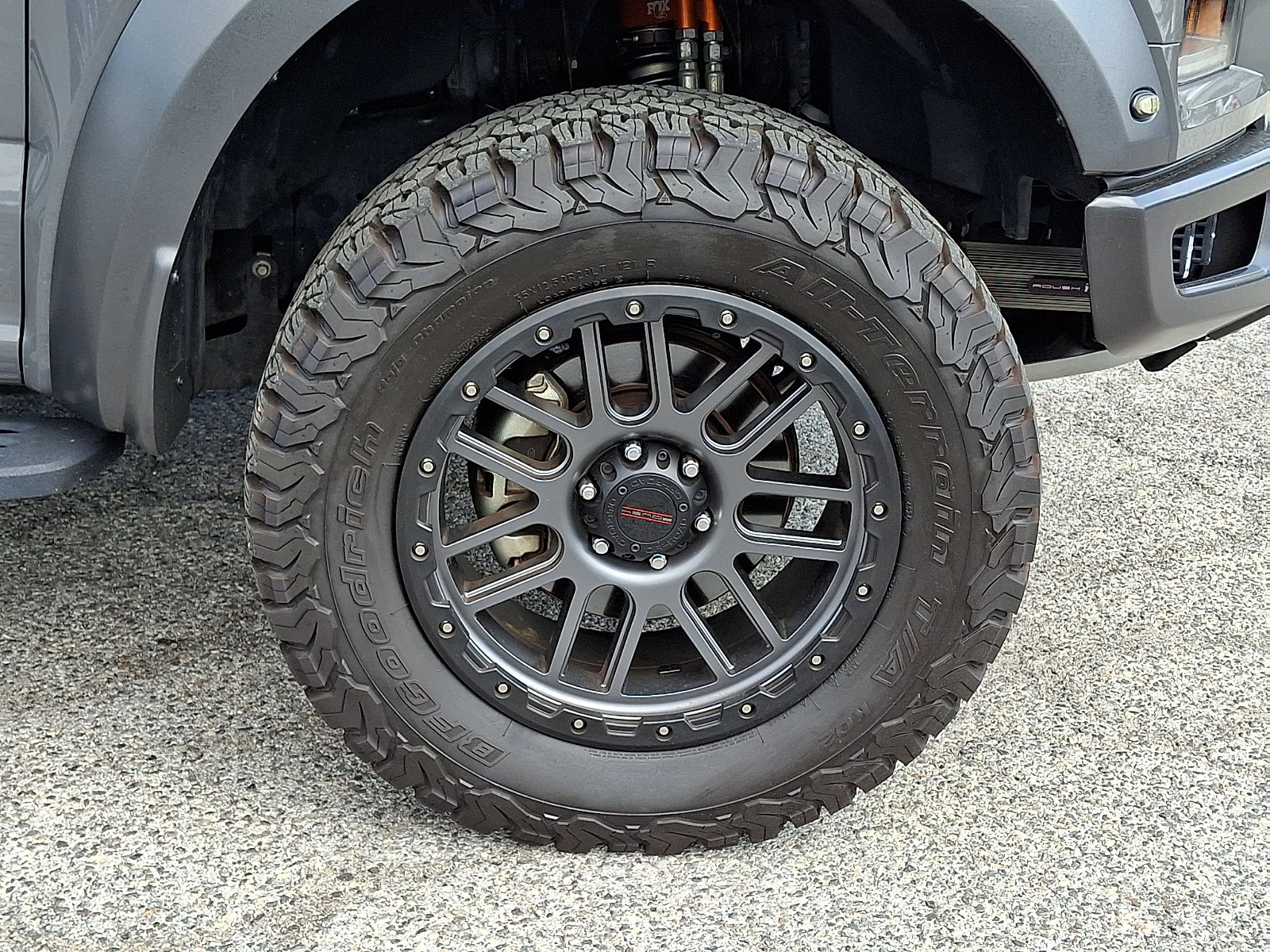 Used 2018 Ford F150 Raptor w/ Equipment Group 802A Luxury AWD/4WD image 11