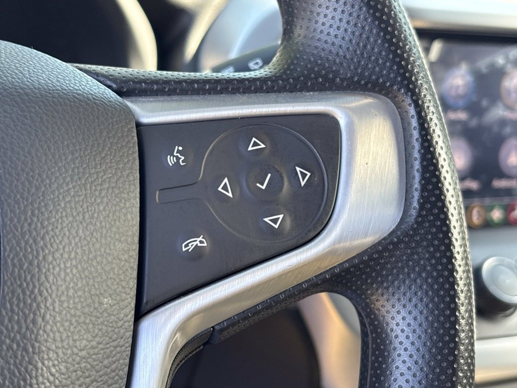 Used 2023 GMC Acadia SLE FWD image 21