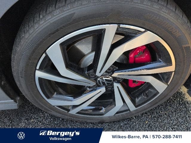 Used 2024 Volkswagen Jetta GLI Autobahn FWD image 6