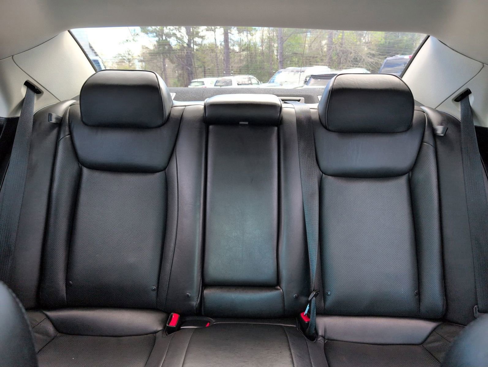 Used 2019 Chrysler 300 Limited image 27