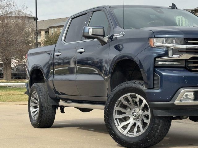 Used 2020 Chevrolet Silverado 1500 High Country w/ Technology Package image 3