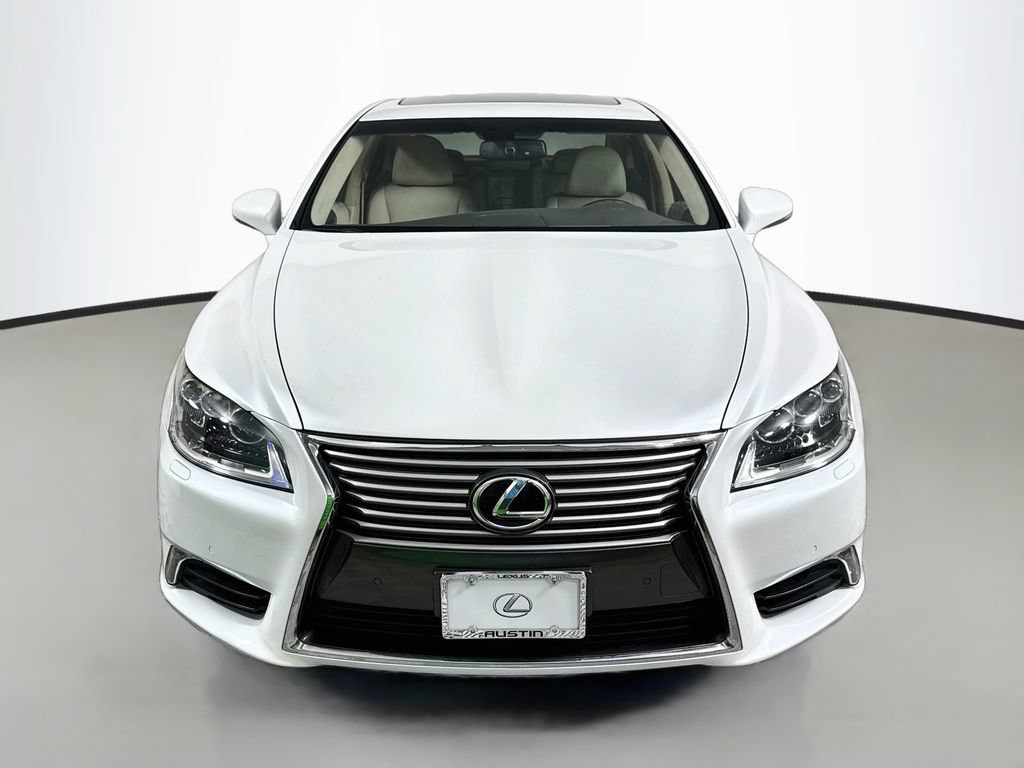 Used 2016 Lexus LS 460 L RWD image 2