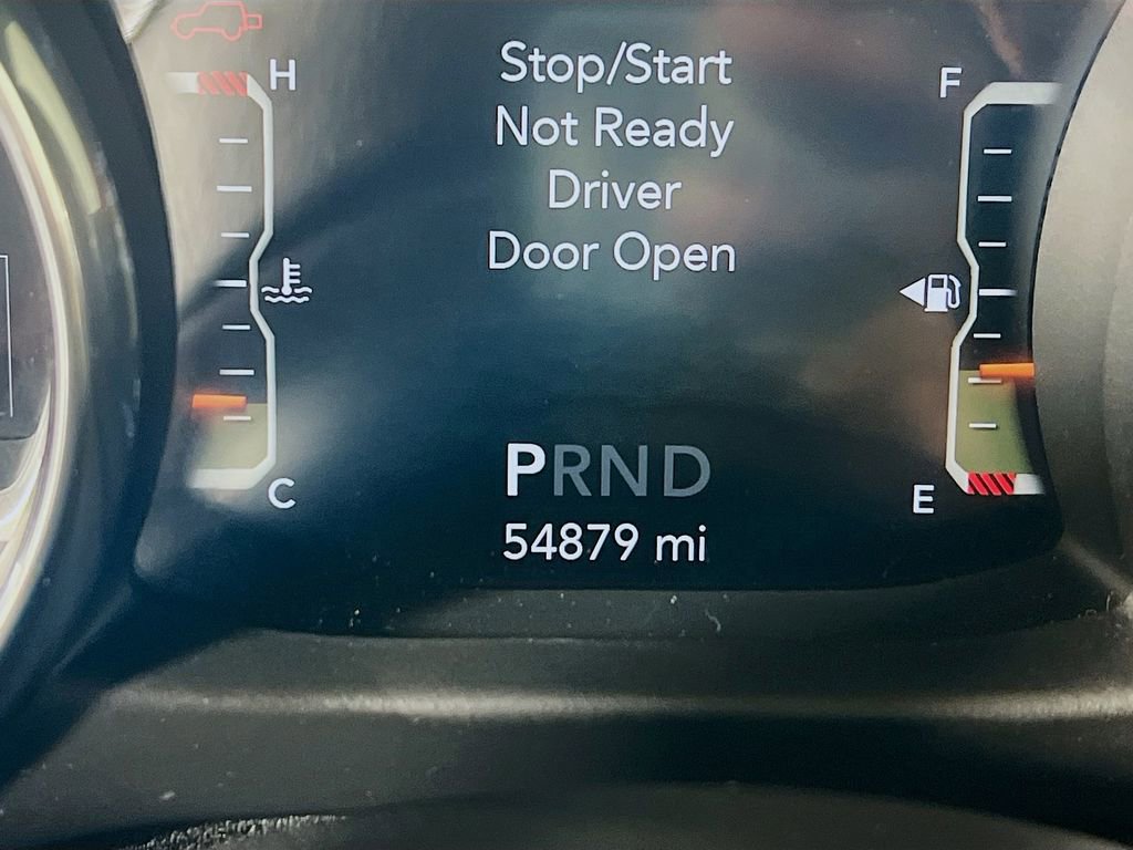 Used 2018 Jeep Wrangler Unlimited Sahara w/ Cold Weather Group image 11