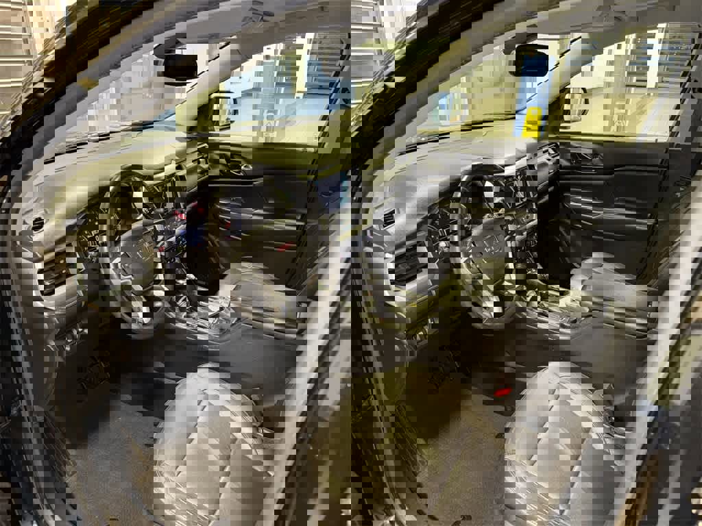 Used 2017 GMC Acadia SLT image 32