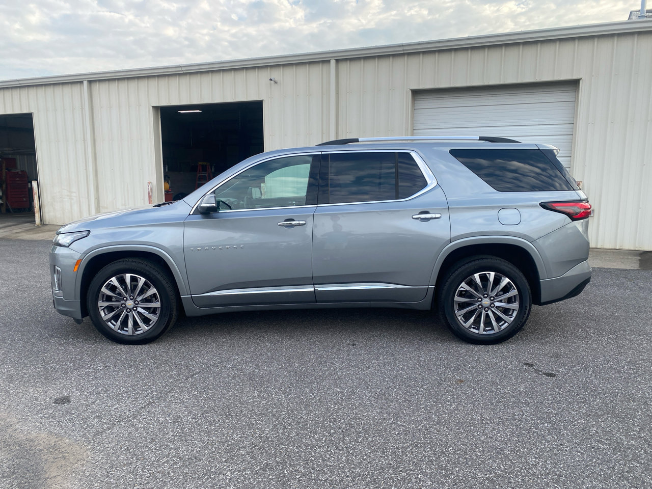 Used 2023 Chevrolet Traverse Premier image 8