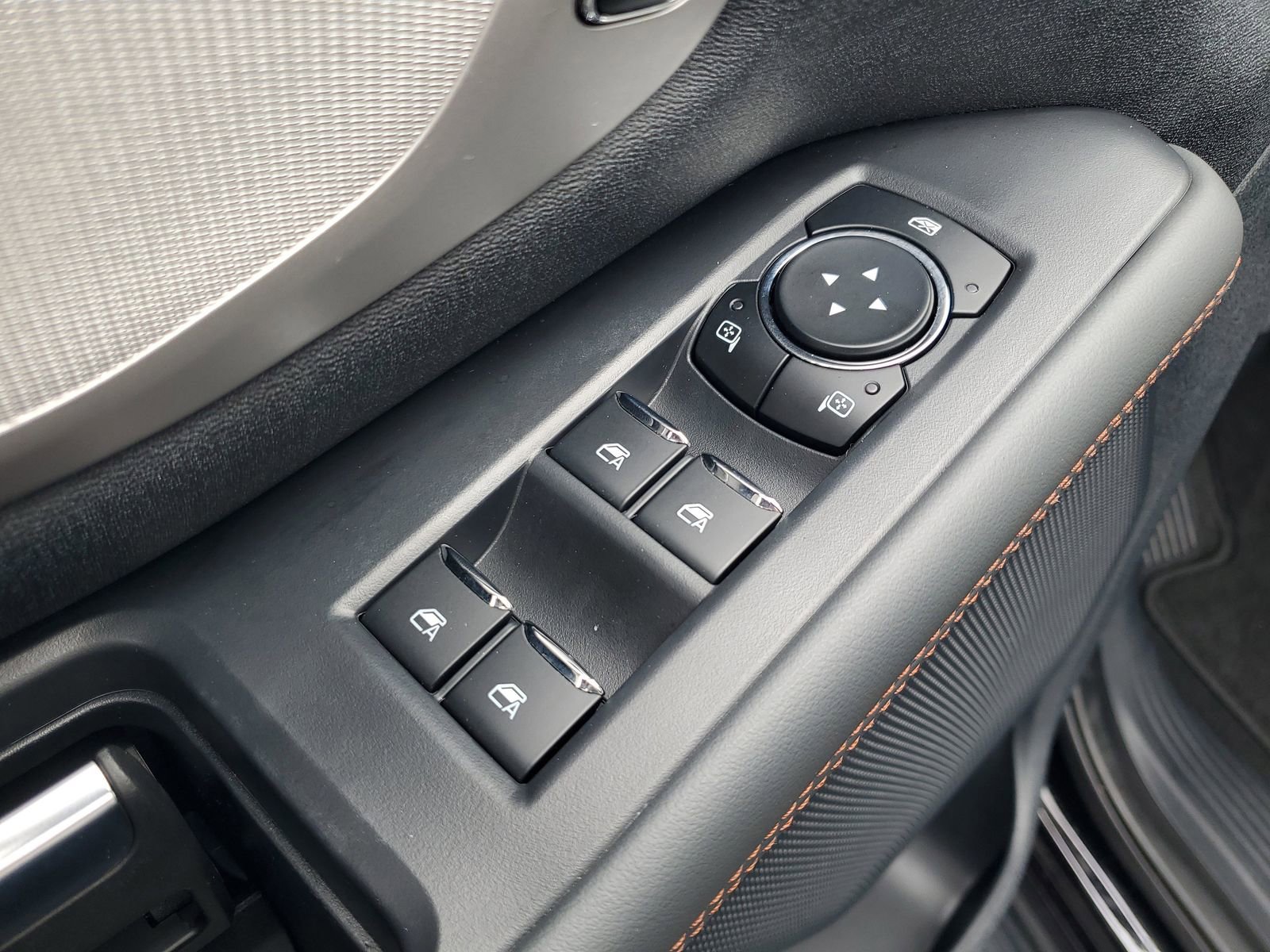 Certified 2025 Ford Expedition Active image 17