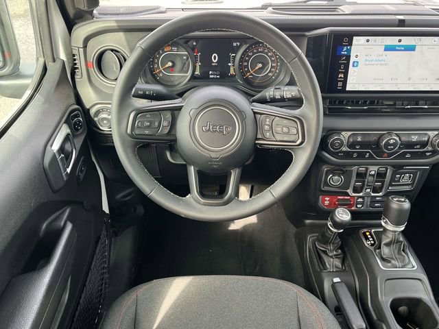 Used 2025 Jeep Wrangler Rubicon image 17