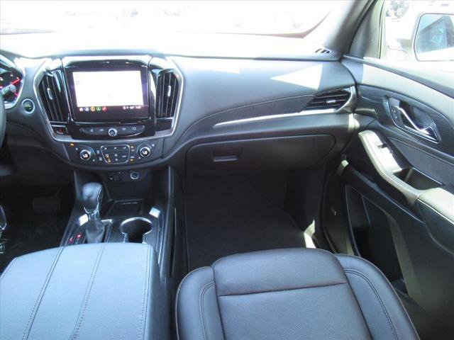 Used 2023 Chevrolet Traverse High Country FWD image 14