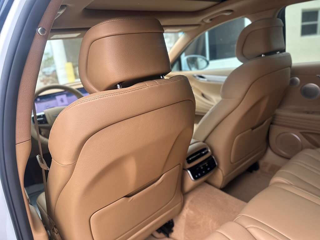 Used 2025 Genesis G80 2.5T Advanced image 19