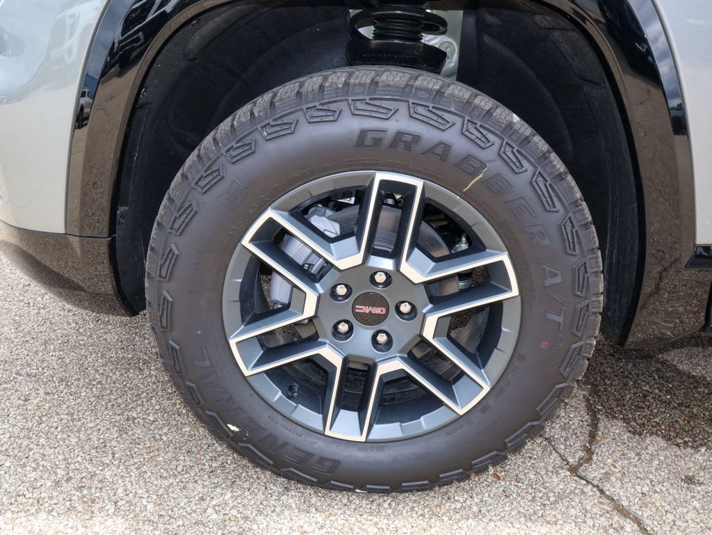 New 2027 GMC Terrain AT4 w/ Convenience Package III AWD/4WD image 38