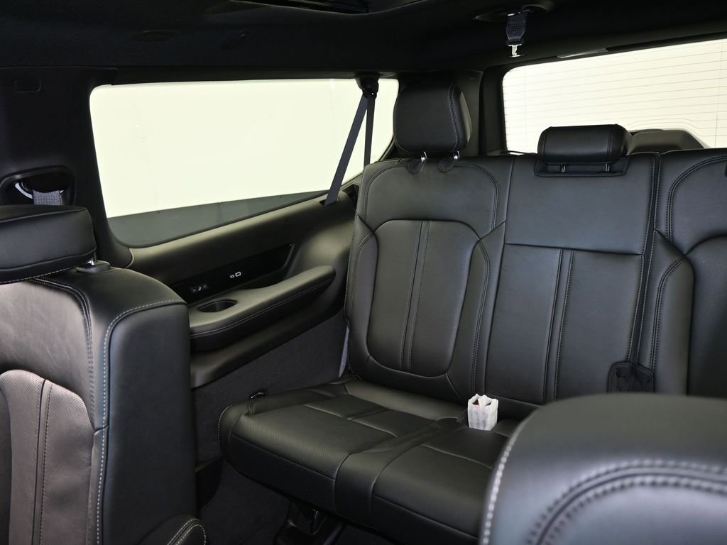 New 2026 Jeep Grand Wagoneer L Summit image 34