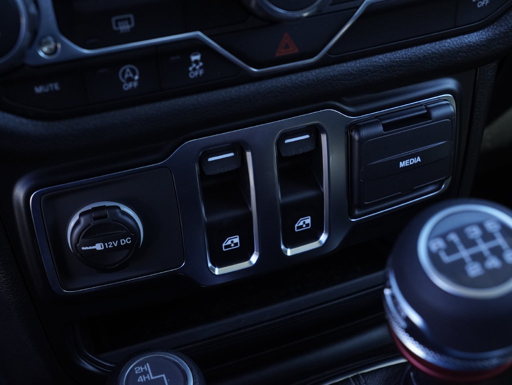 New 2026 Jeep Wrangler Sport AWD/4WD image 19